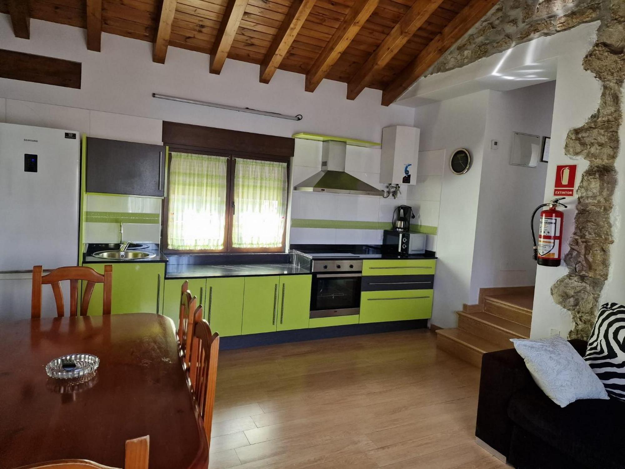 Apartamentos Vinas Santillana del Mar Exterior photo